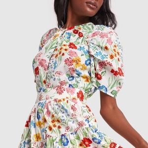 NWT cara cara courtney top in floral garden ivory